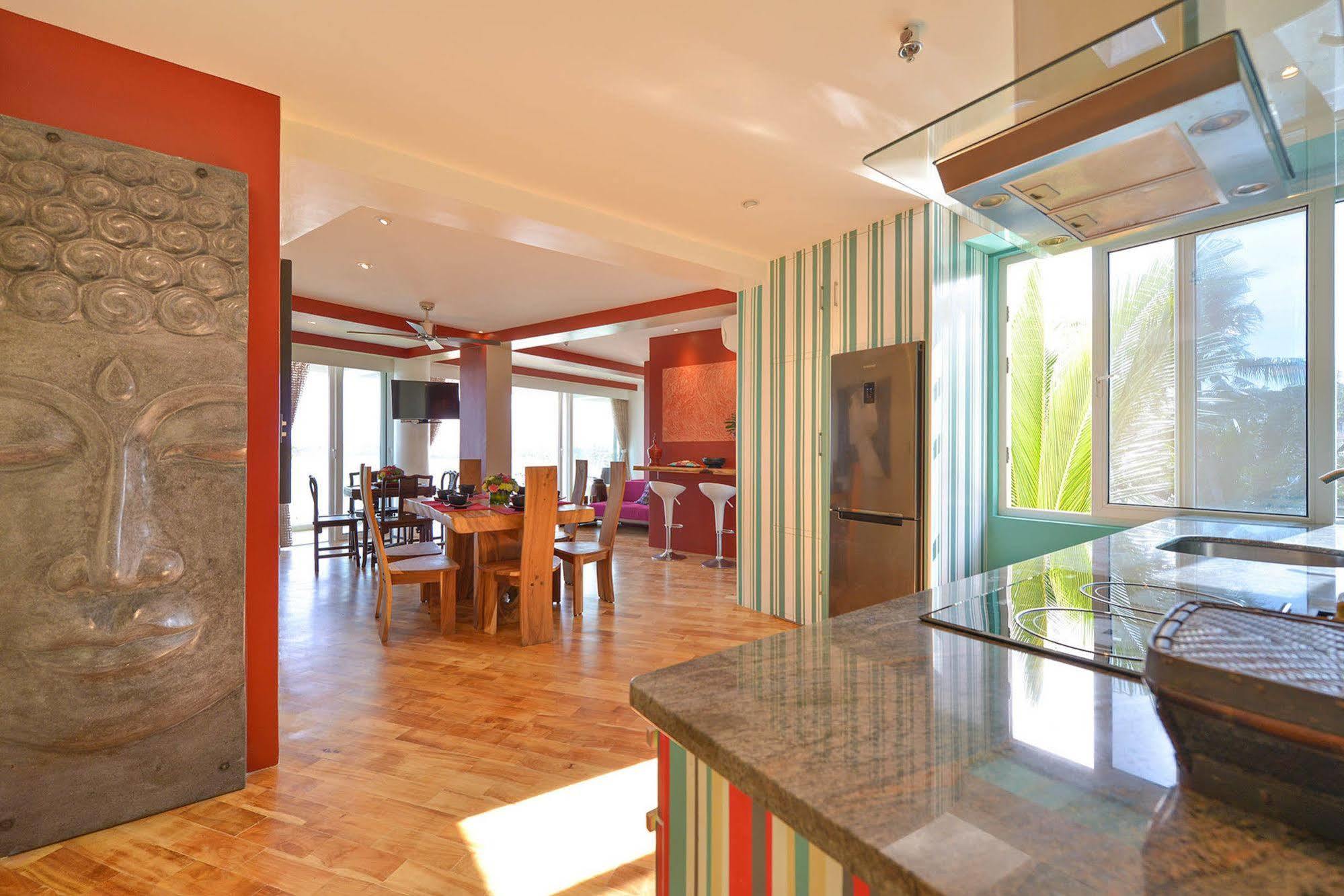 Boracay Karuna Luxury Suites Balabag  Exterior photo
